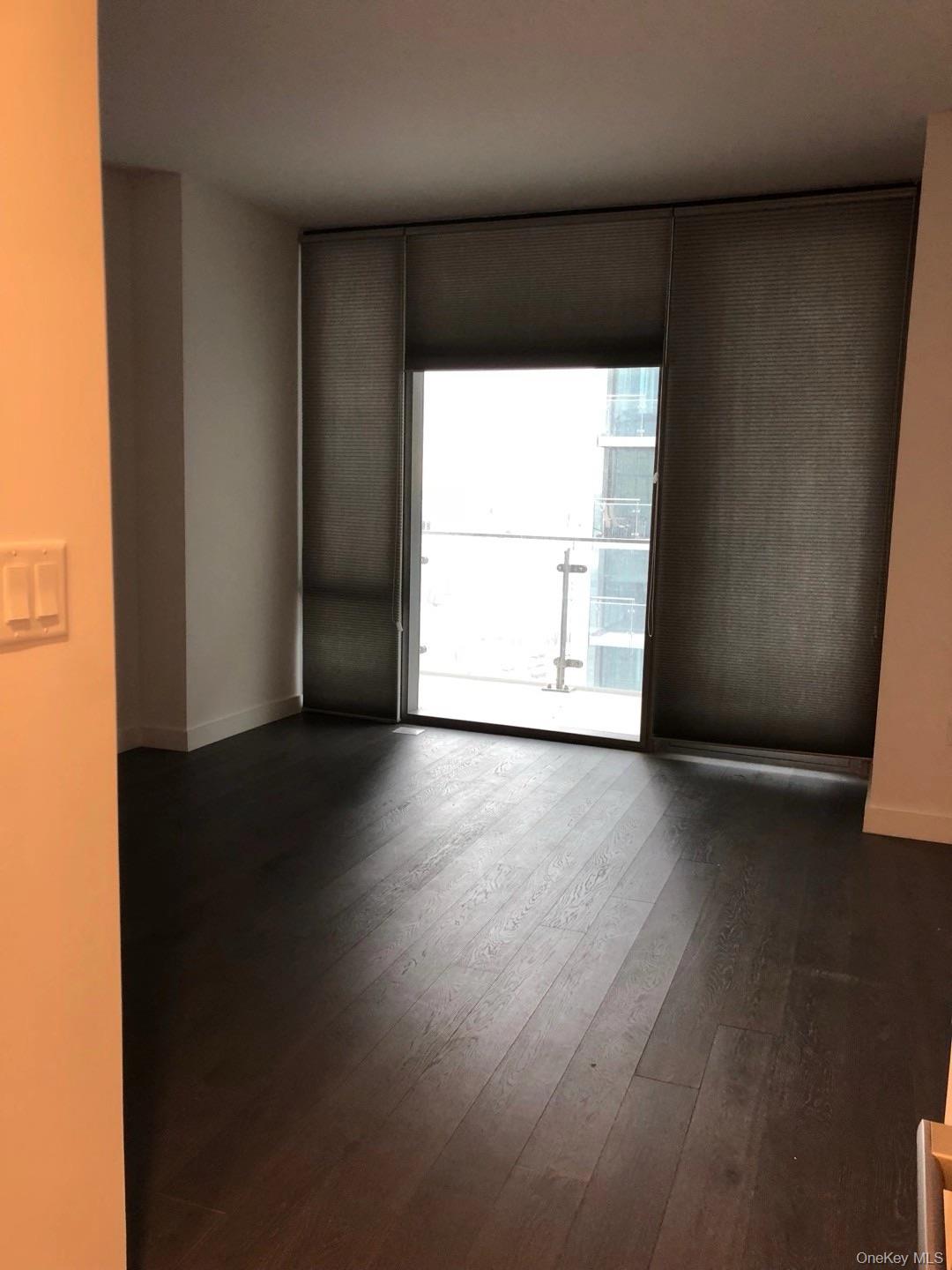 131-03 40th Road 15L