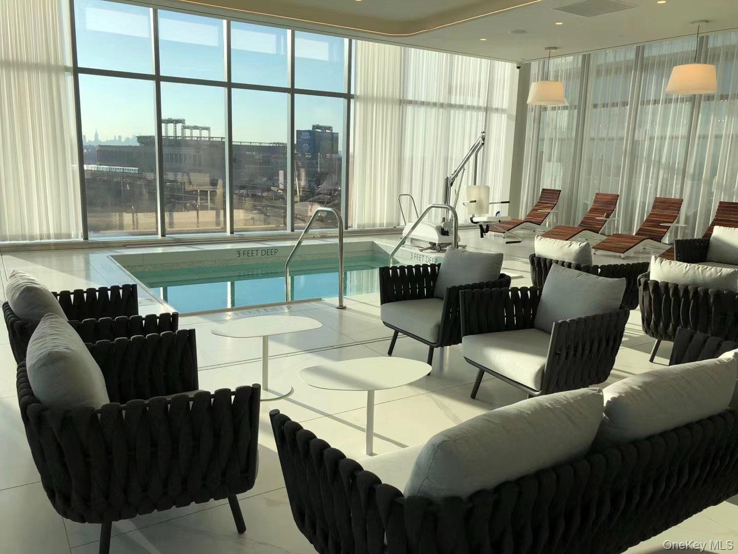 131-03 40th Road 15L