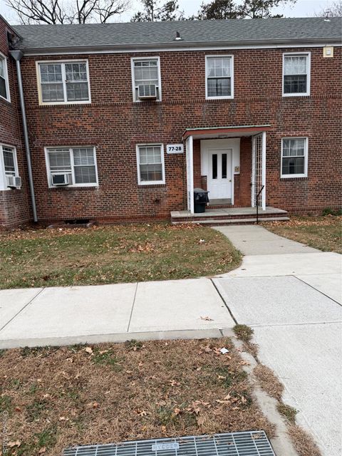 Photo of 77-28 Vleigh Pl. Pl #81 B, Flushing, NY 11367 (MLS # 952287)