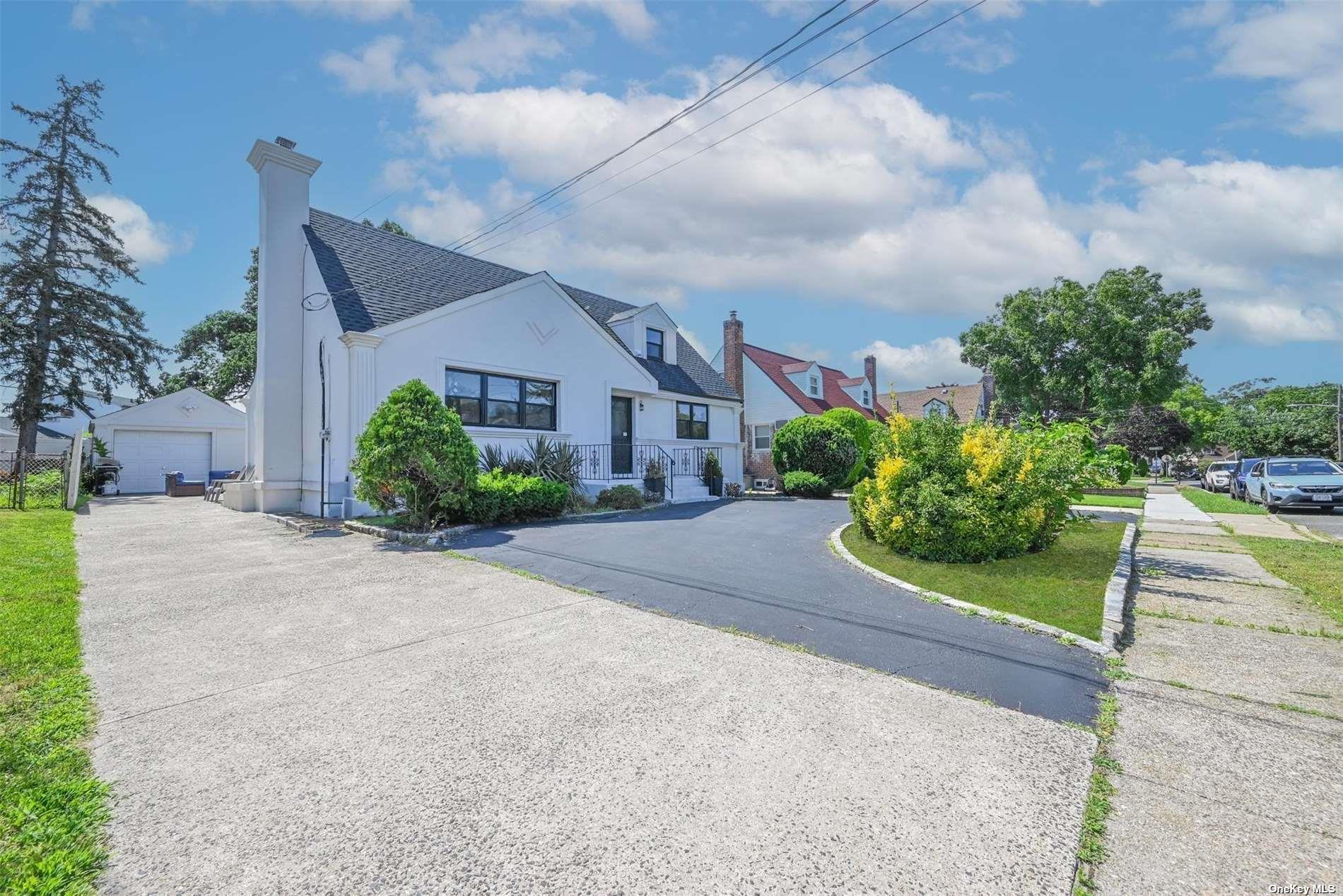 12 Radstock Avenue, Valley Stream, New York image 6