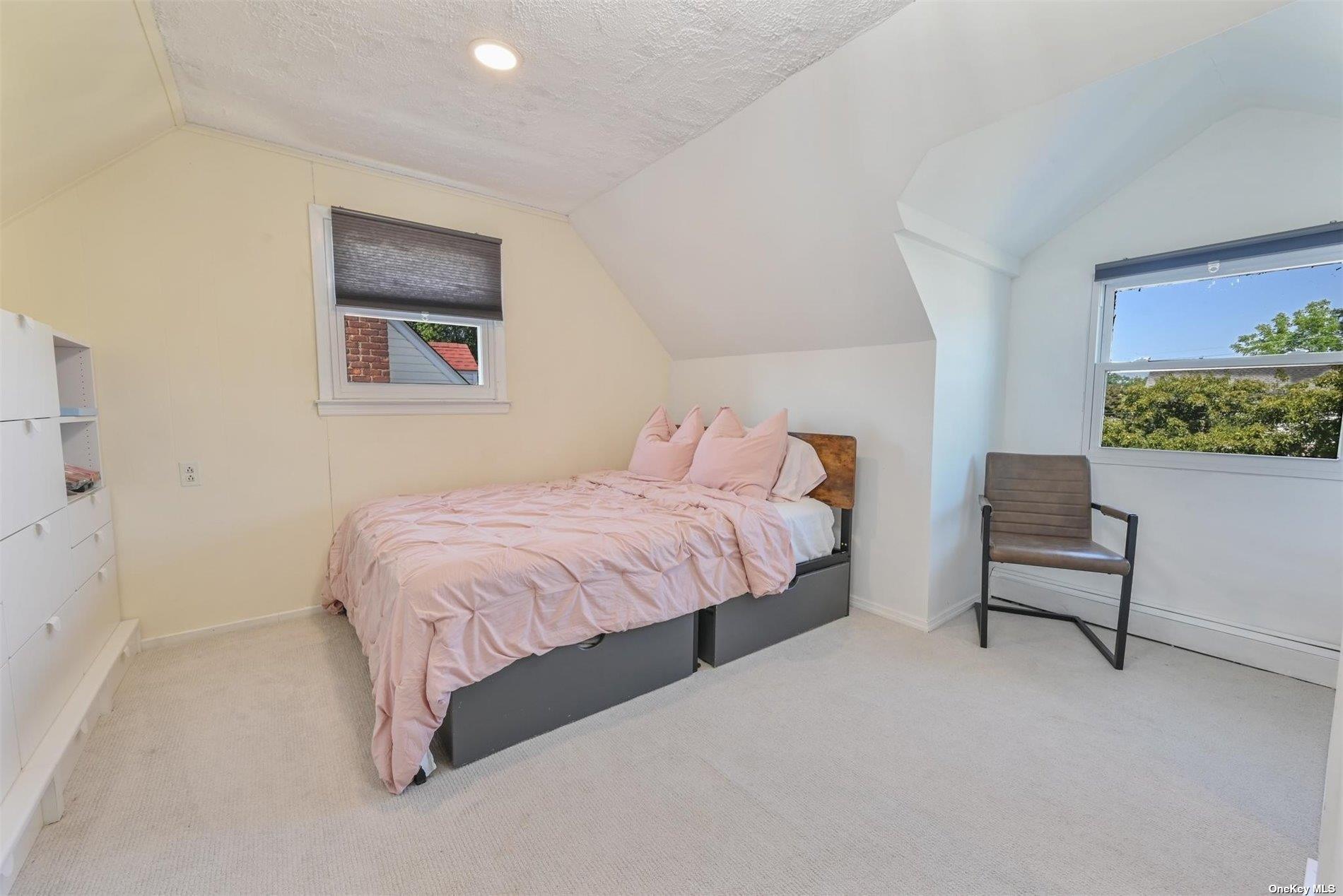 12 Radstock Avenue, Valley Stream, New York image 23