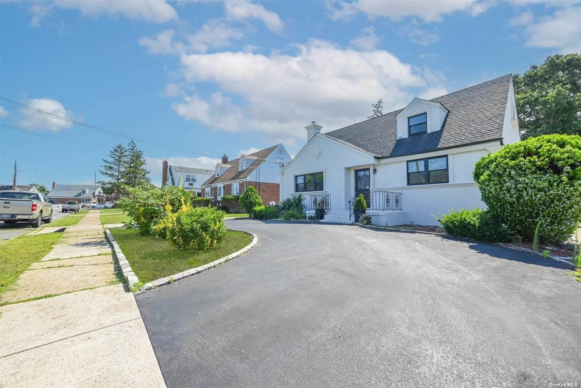12 Radstock Avenue, Valley Stream, New York image 7