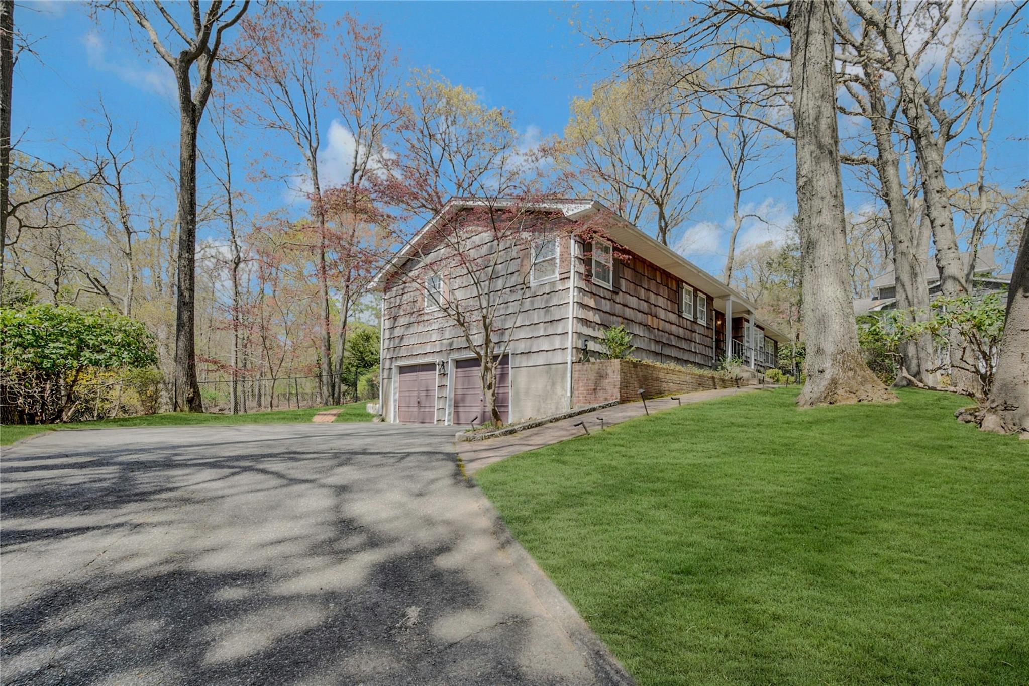 10 Ellen Drive, Port Jefferson, New York image 39