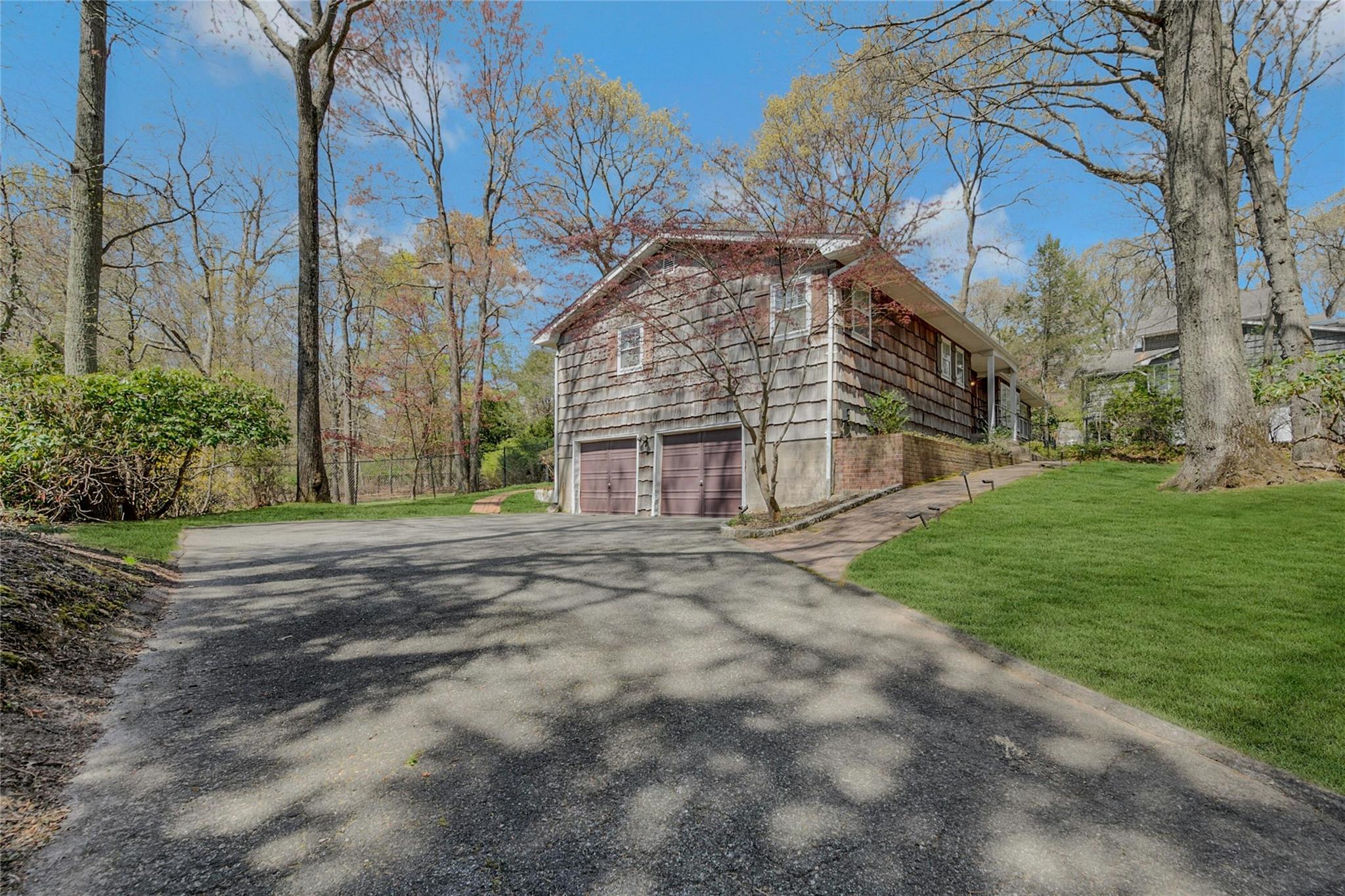 10 Ellen Drive, Port Jefferson, New York image 41