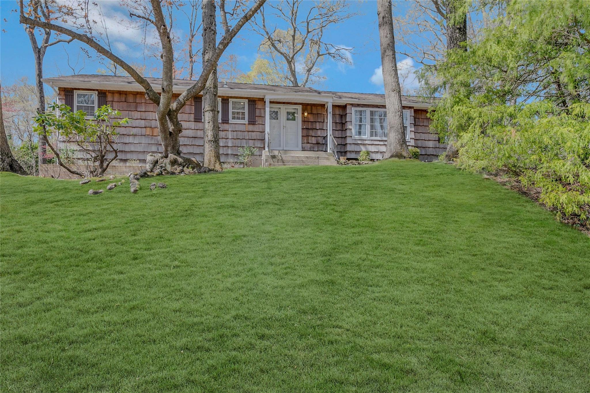 Property for Sale at Ellen Drive, Port Jefferson, Hamptons, NY - Bedrooms: 3 
Bathrooms: 3  - $590,000