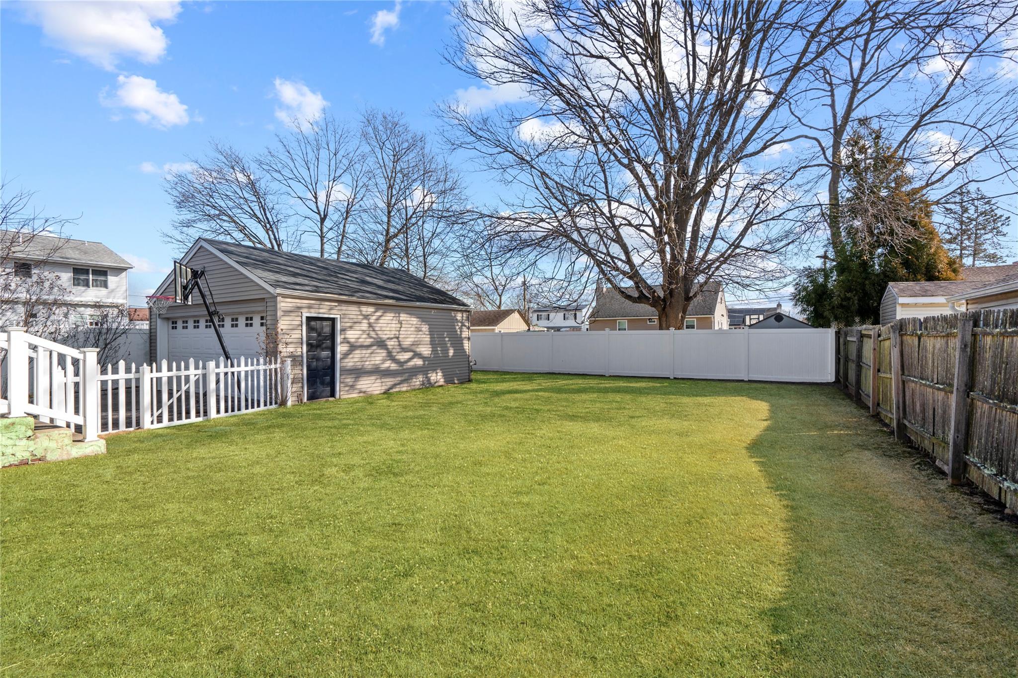 49 Anderson Avenue Ave, North Babylon, New York image 20