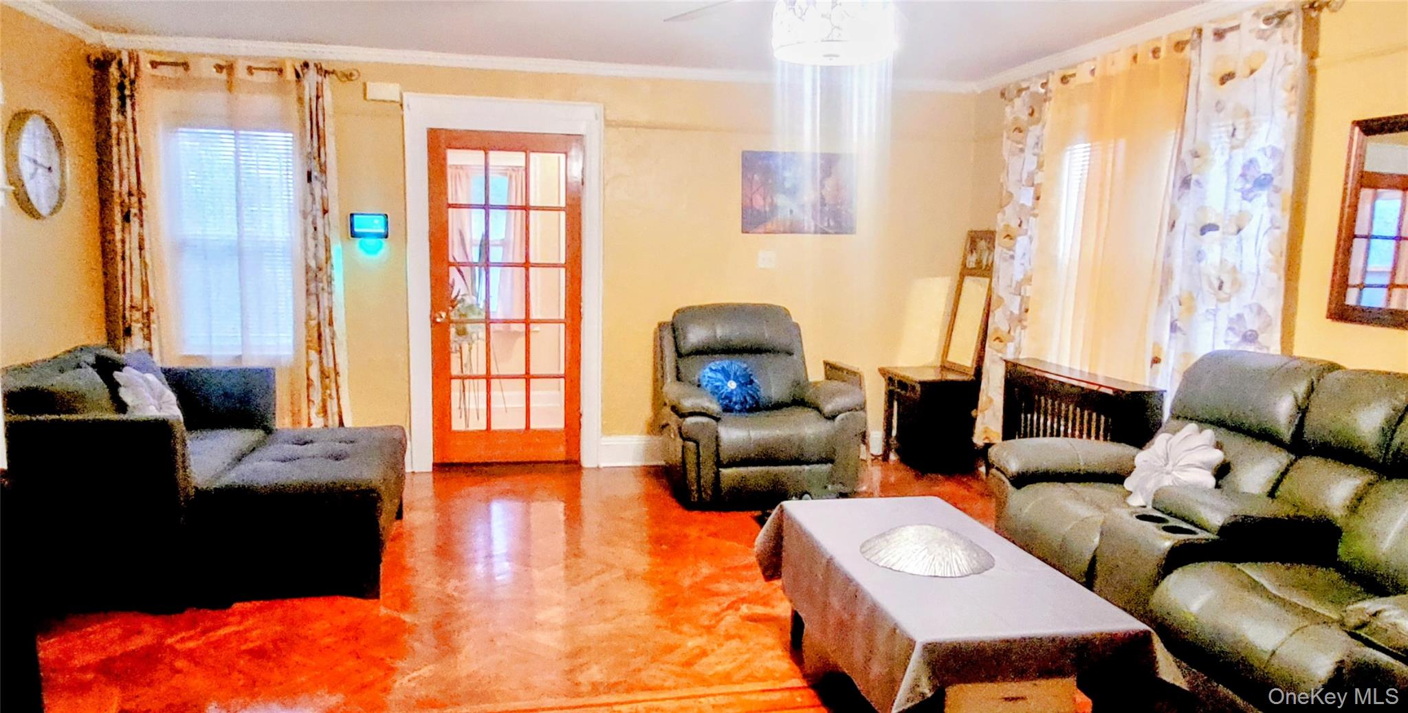 122-65 Nellis Street - Photo 2