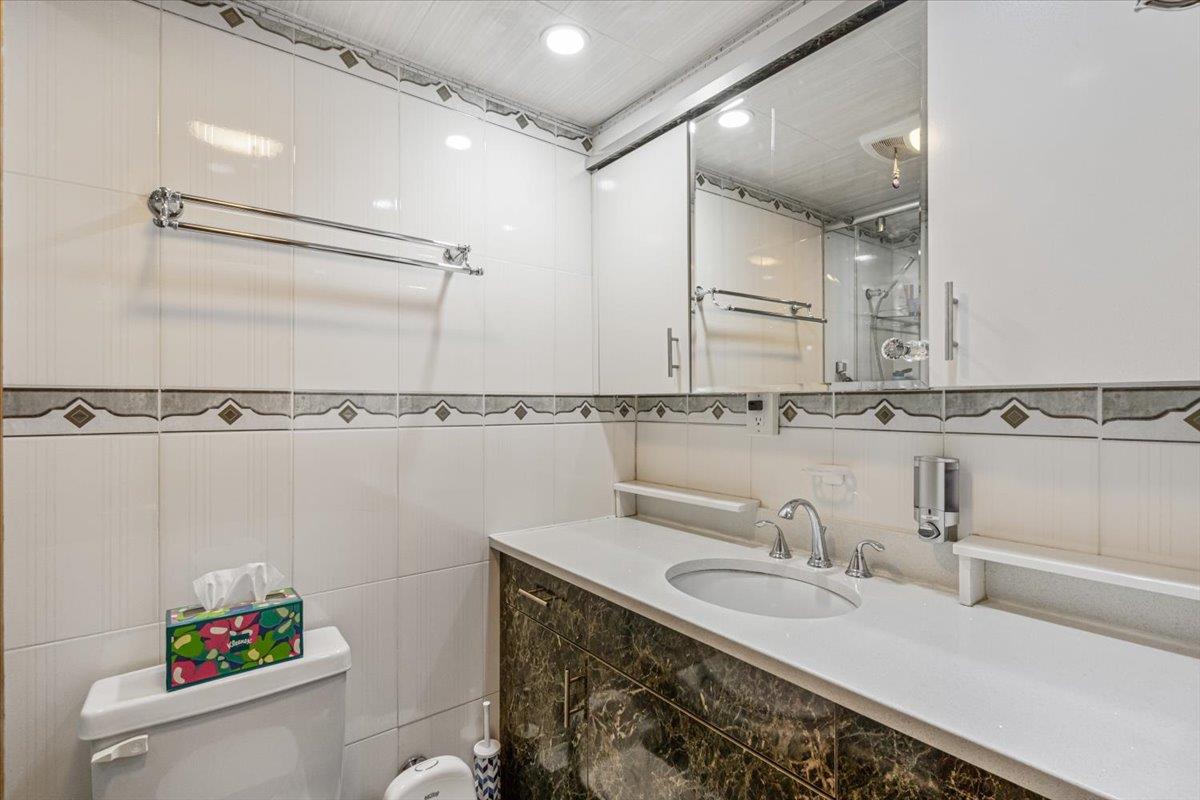 64-57 Wetherole Street #2A, Rego Park, New York image 16
