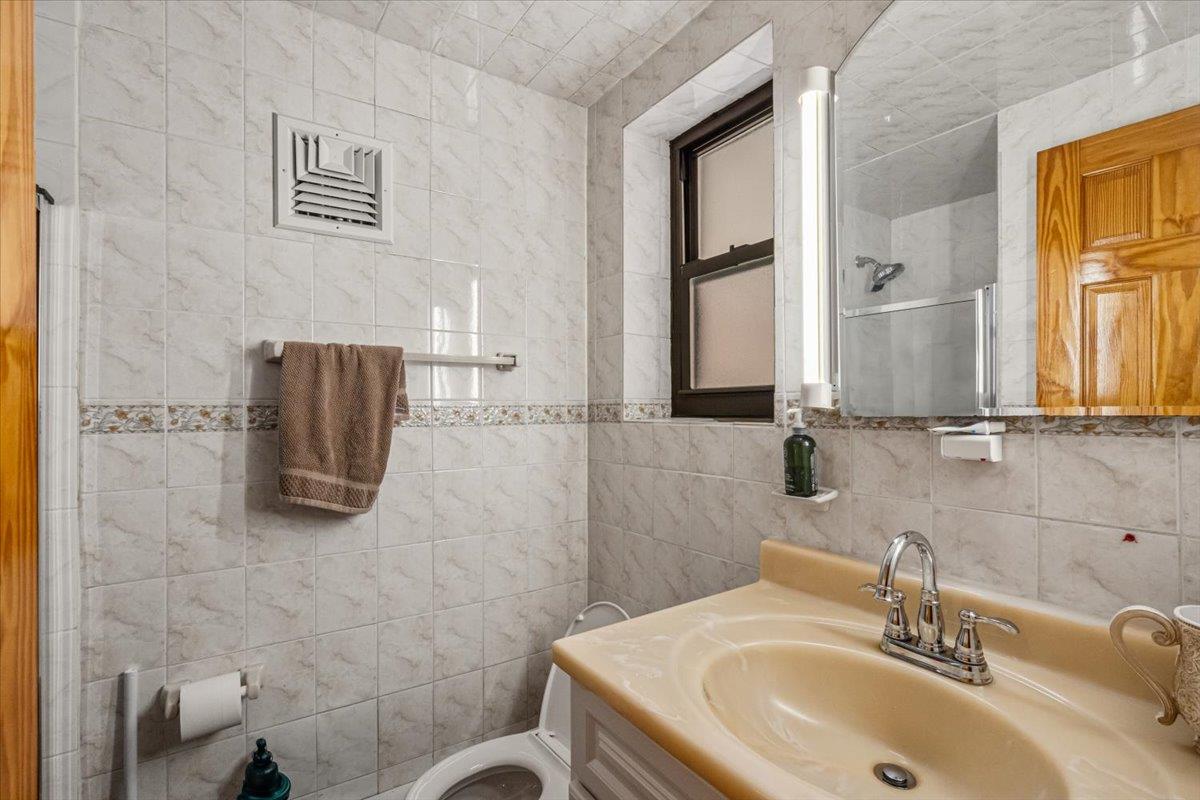 64-57 Wetherole Street #2A, Rego Park, New York image 15
