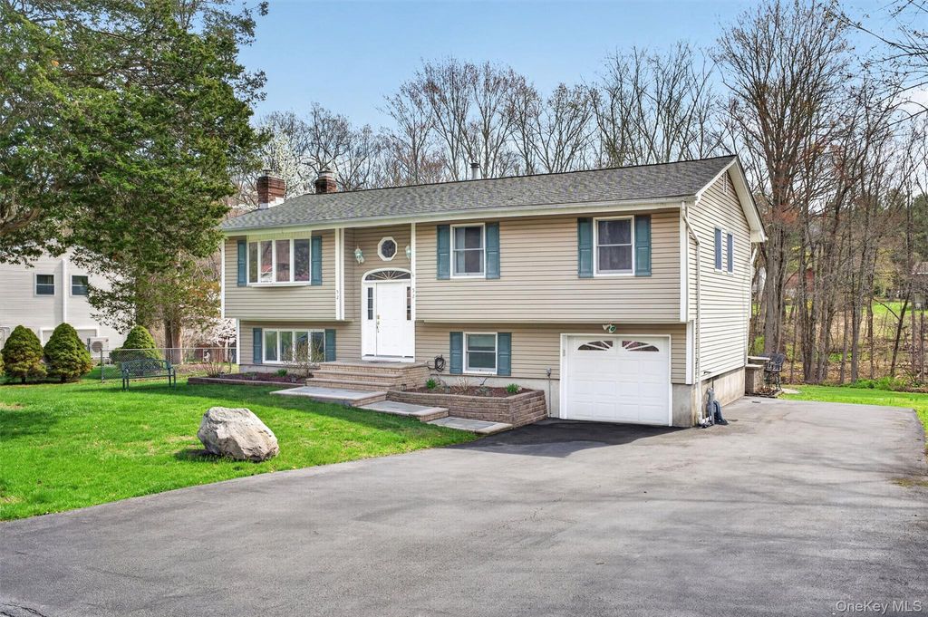 Photo of 52 Wilson Road, Monroe, NY 10950 (MLS # 986296)