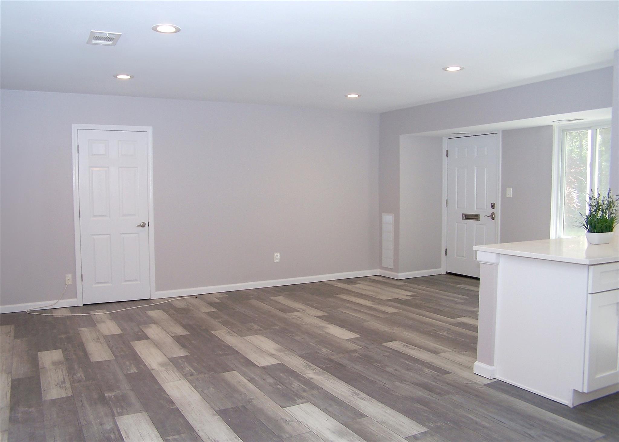 7 Laramie Court #7, Coram, New York image 2