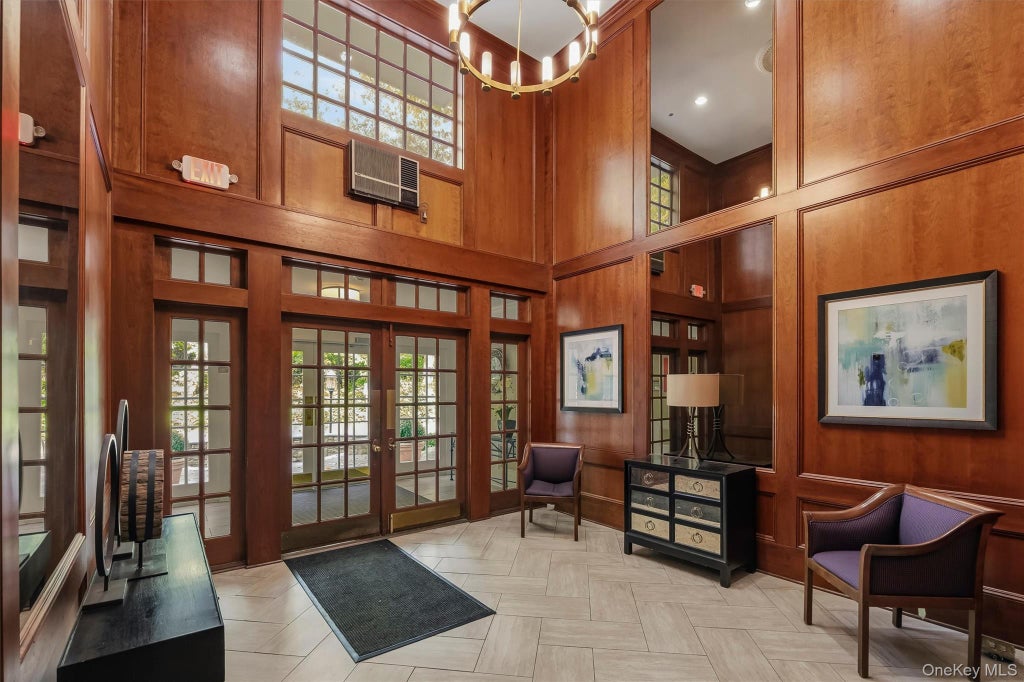 Photo of 500 Pondside Drive #2C, White Plains, NY 10607 (MLS # 1066351)