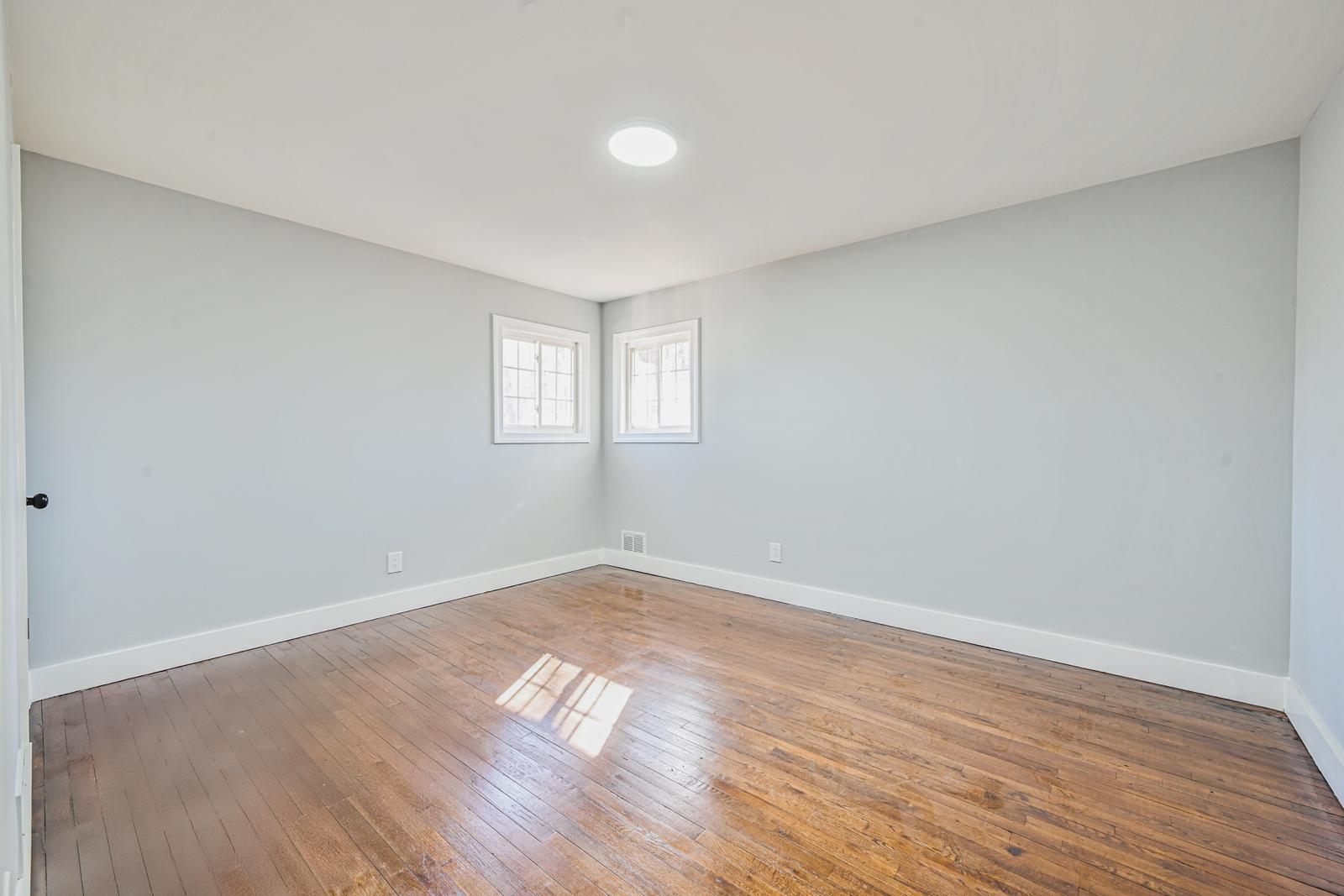 10 Katherine Street, Port Jefferson Station, New York image 6
