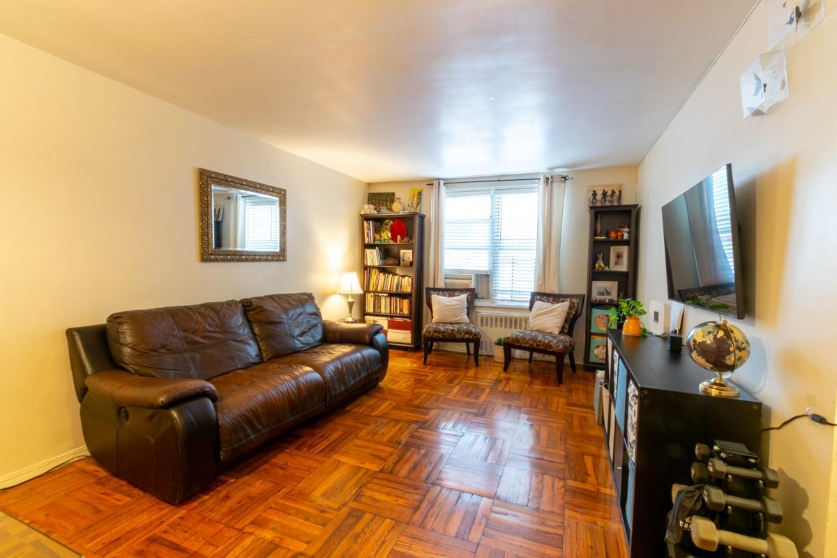 365 Bronx River Road #2M, Yonkers, New York image 2