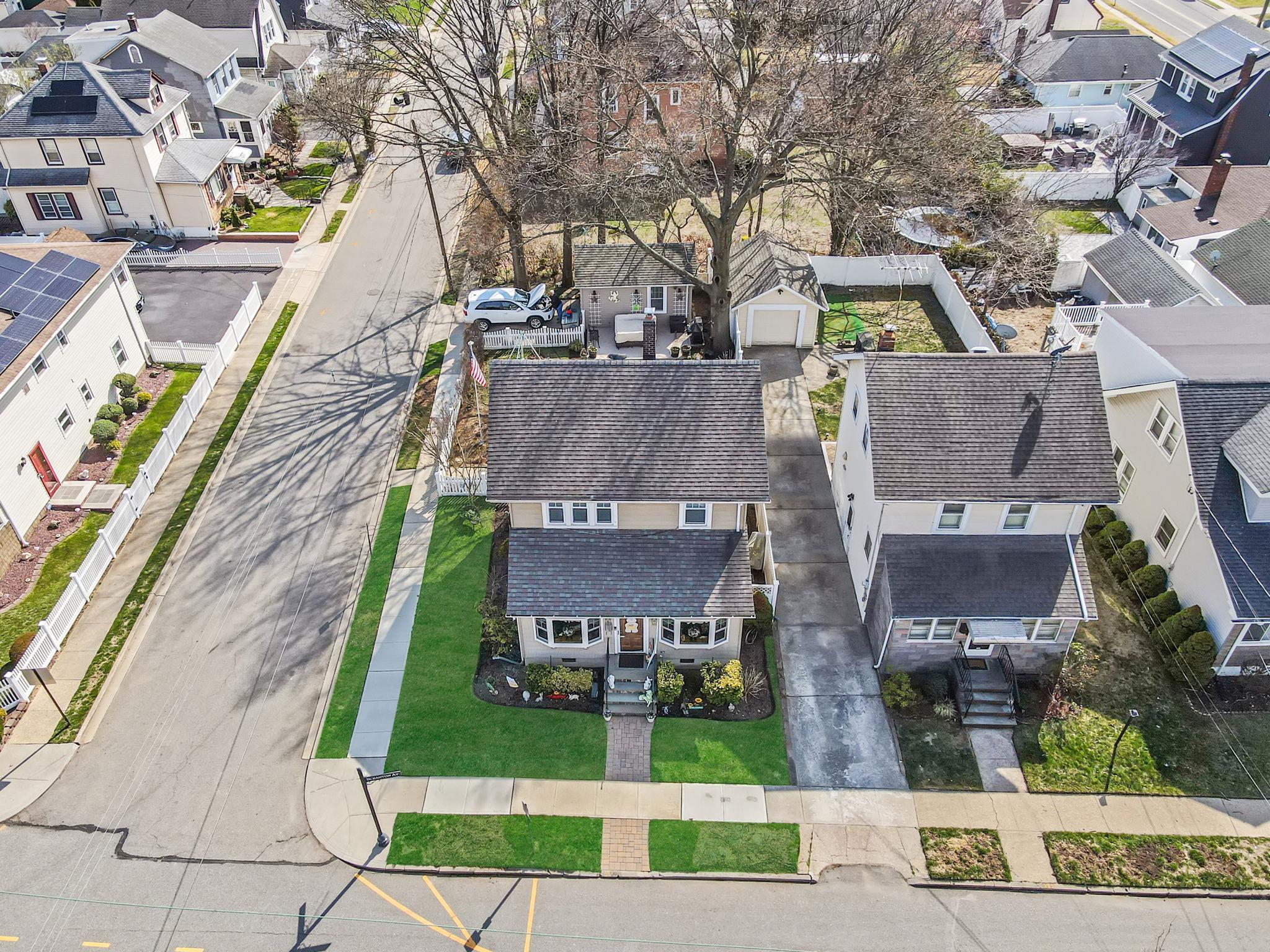 30 Scranton Avenue, Lynbrook, New York image 30