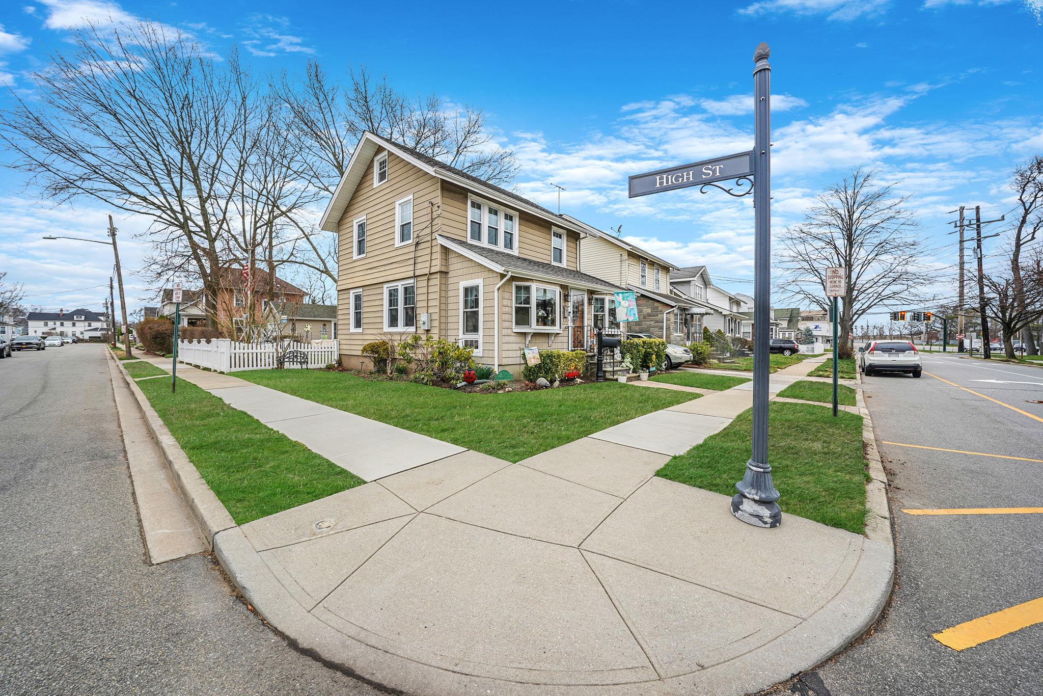 30 Scranton Avenue, Lynbrook, New York image 29