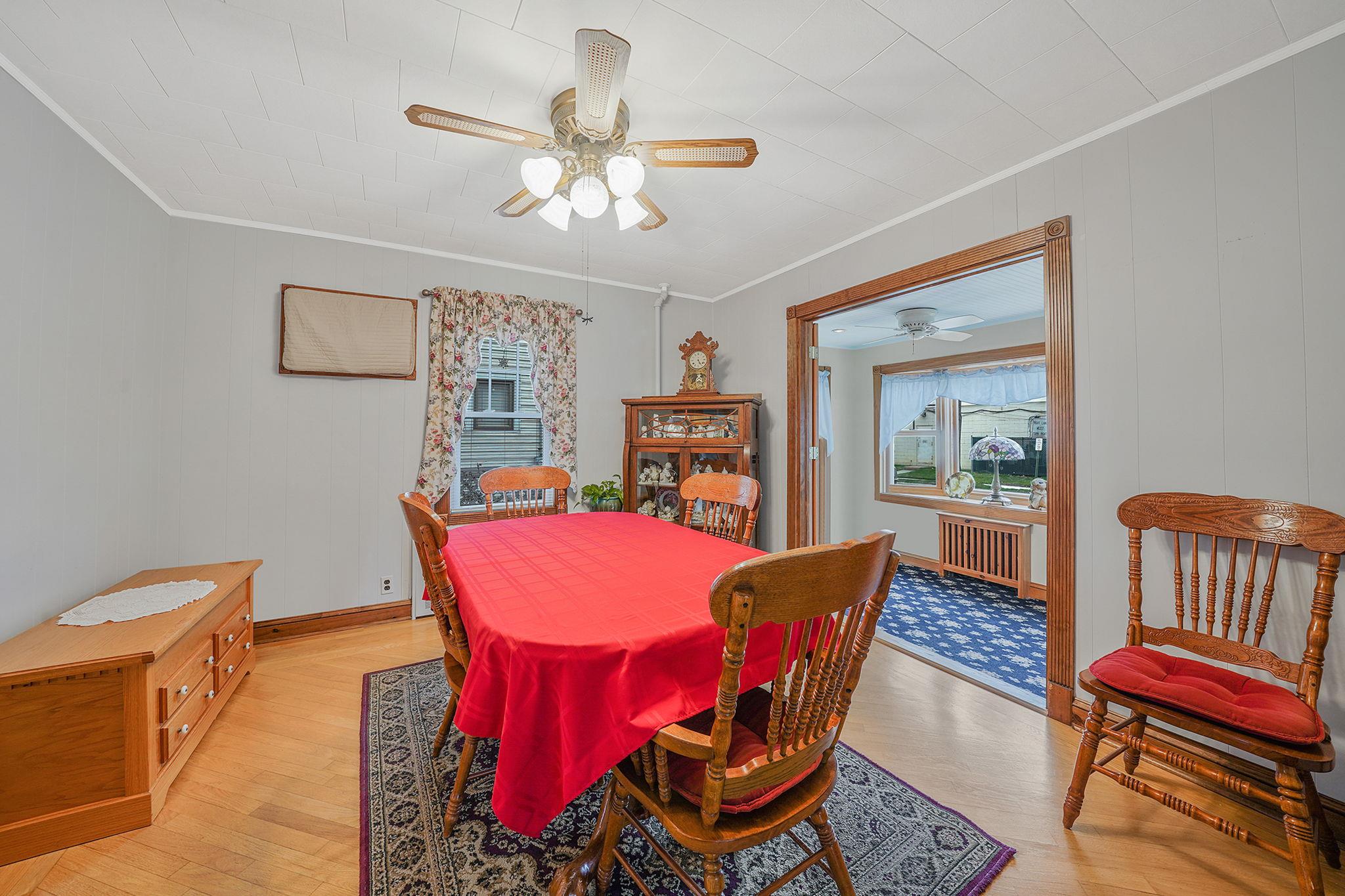 30 Scranton Avenue, Lynbrook, New York image 10