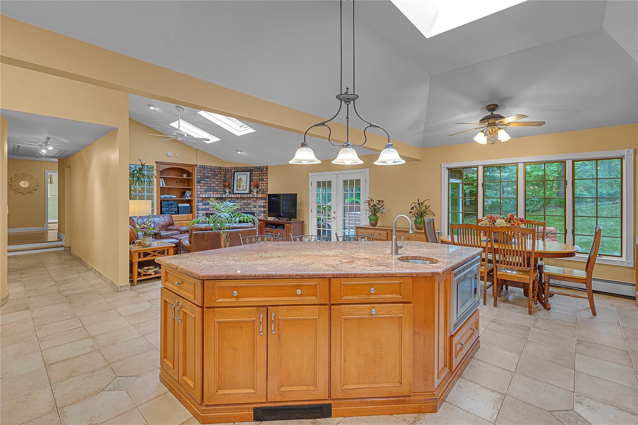 48 Warner Road, Huntington, New York image 11