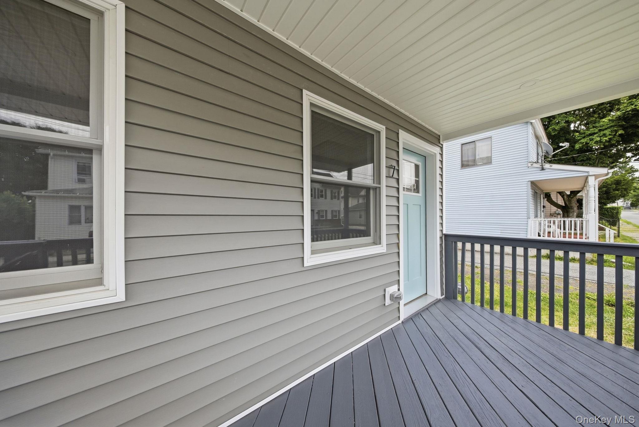 7 Rowan Street