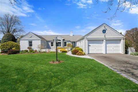 Homes For Sale - 48 Davison Lane<br/> West Islip, NY 11795