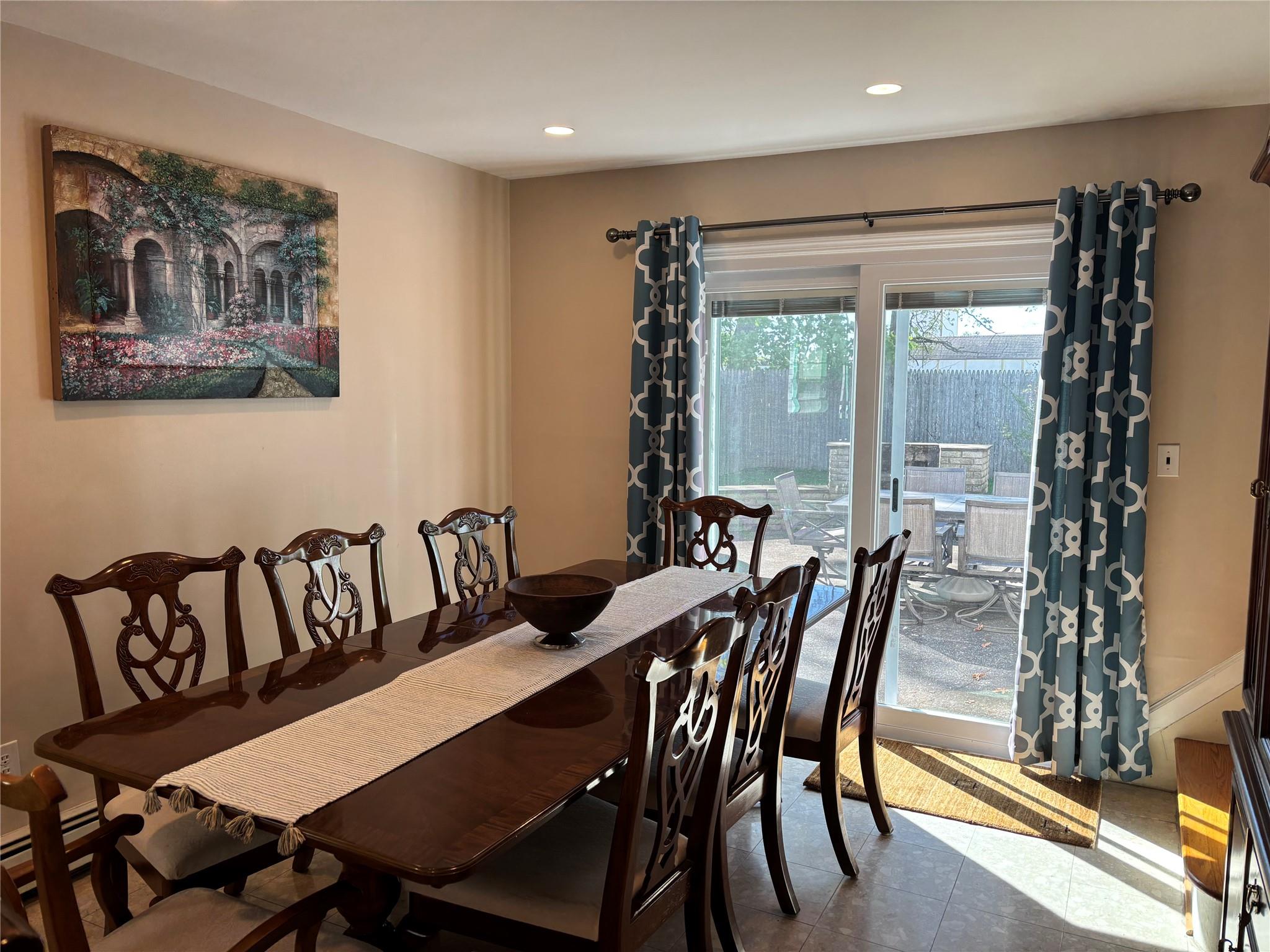 524 Davis Street, North Babylon, New York image 10