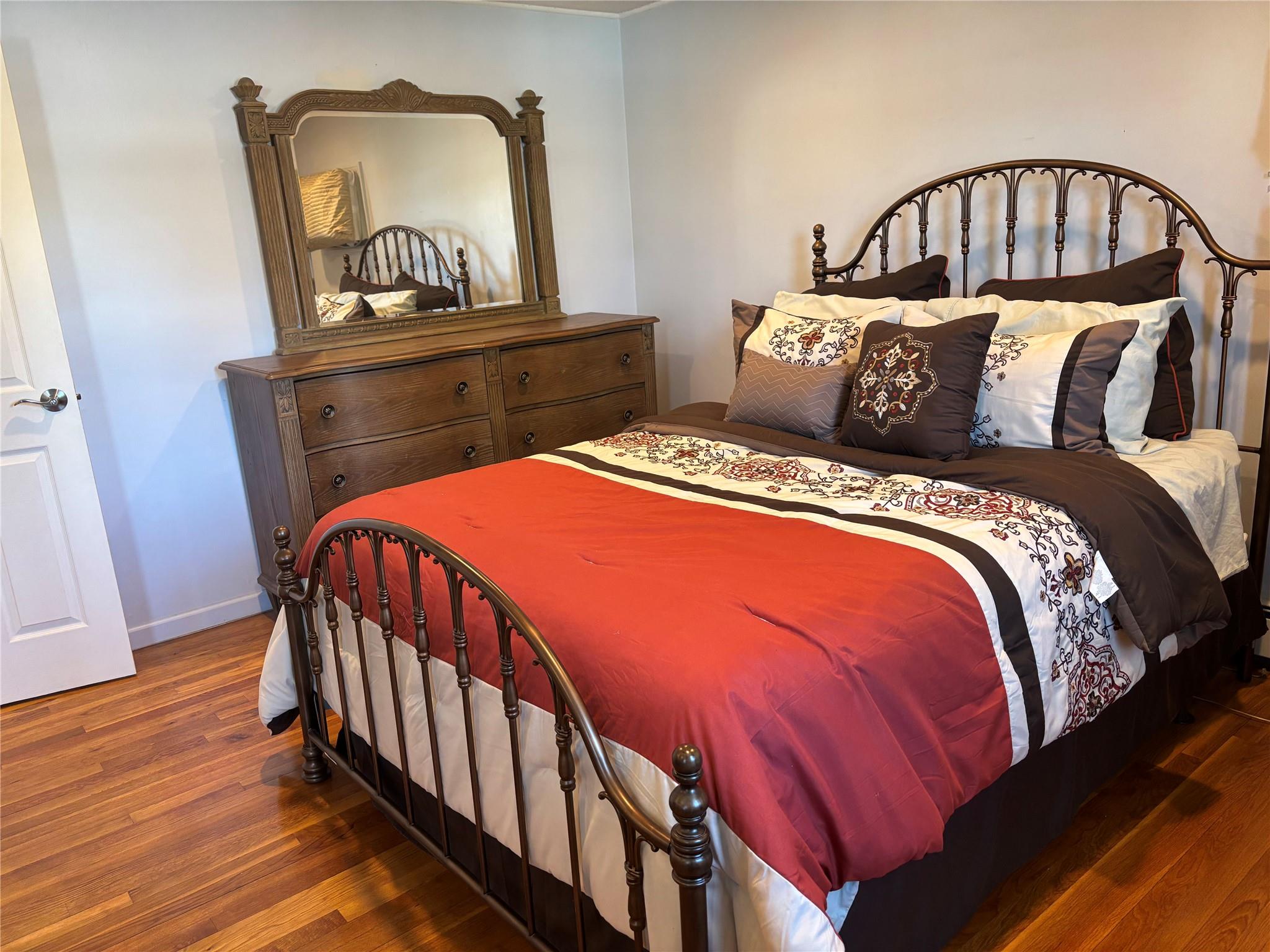 524 Davis Street, North Babylon, New York image 24