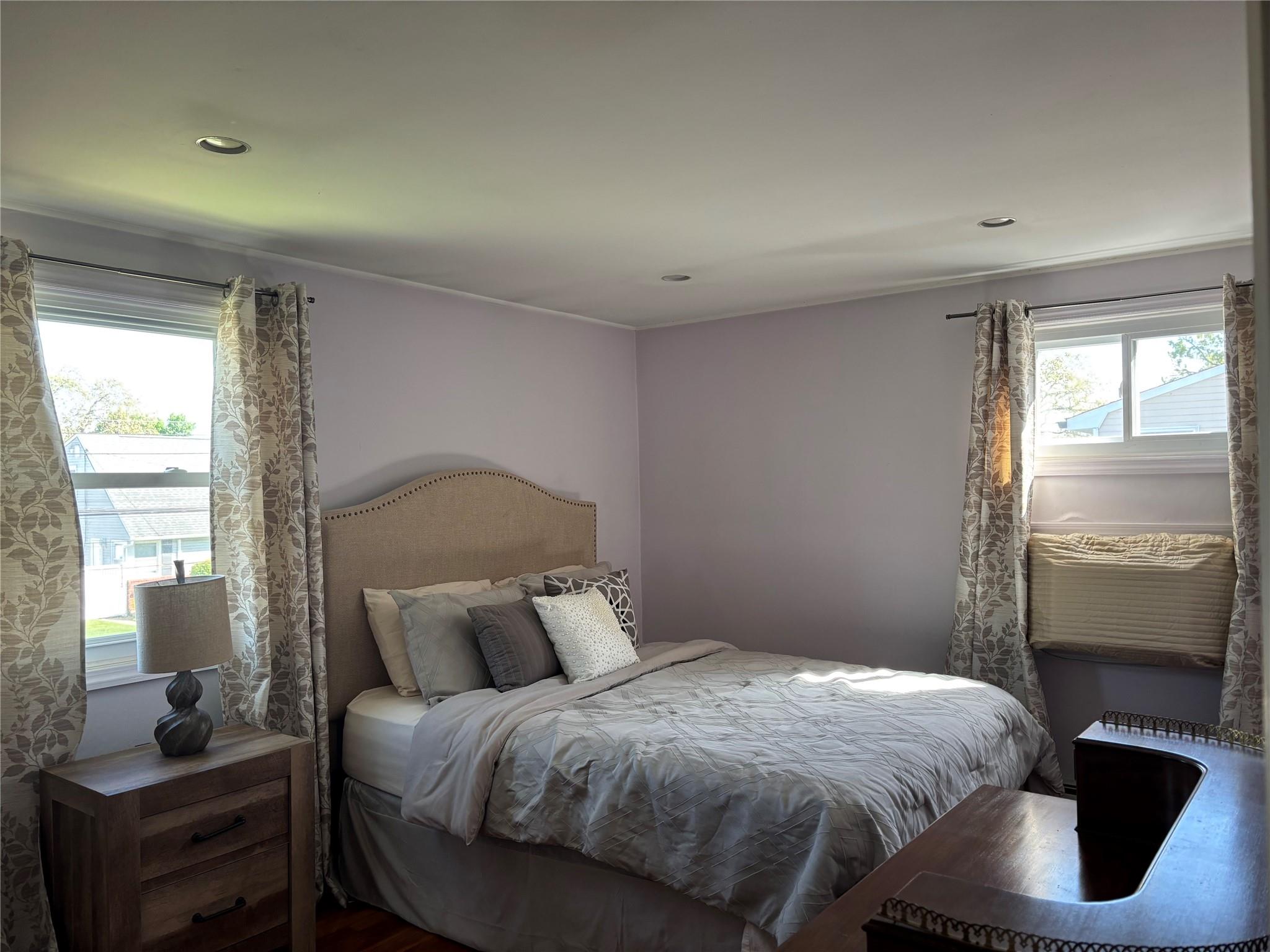 524 Davis Street, North Babylon, New York image 27