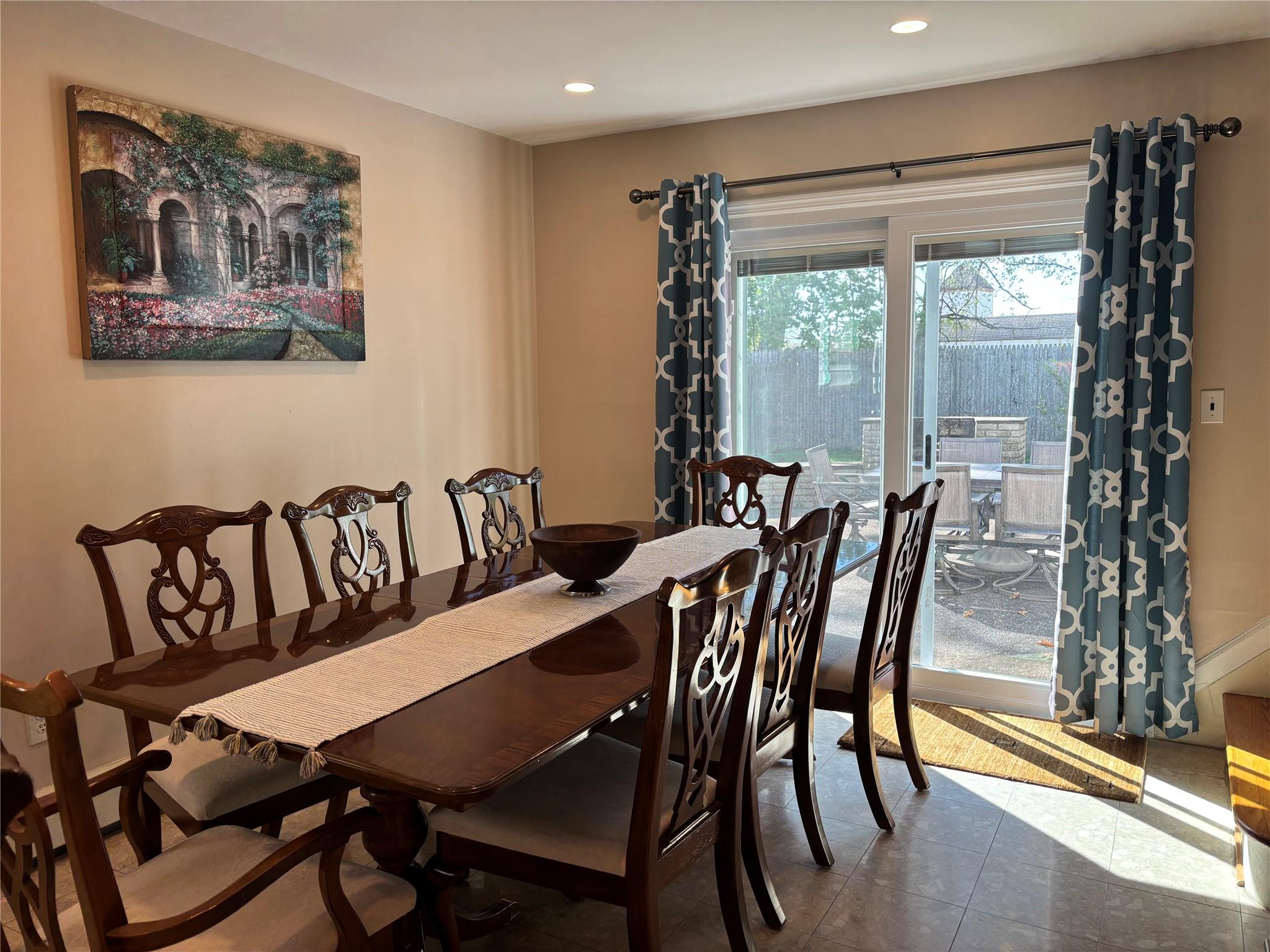524 Davis Street, North Babylon, New York image 12
