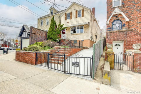 Homes For Sale - 53-74 69th Street<br/> Maspeth, NY 11378