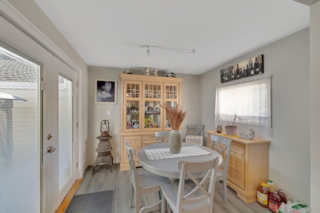 Photo of 14 W Dogwood Drive, Poughkeepsie, NY 12601 (MLS # 919779)