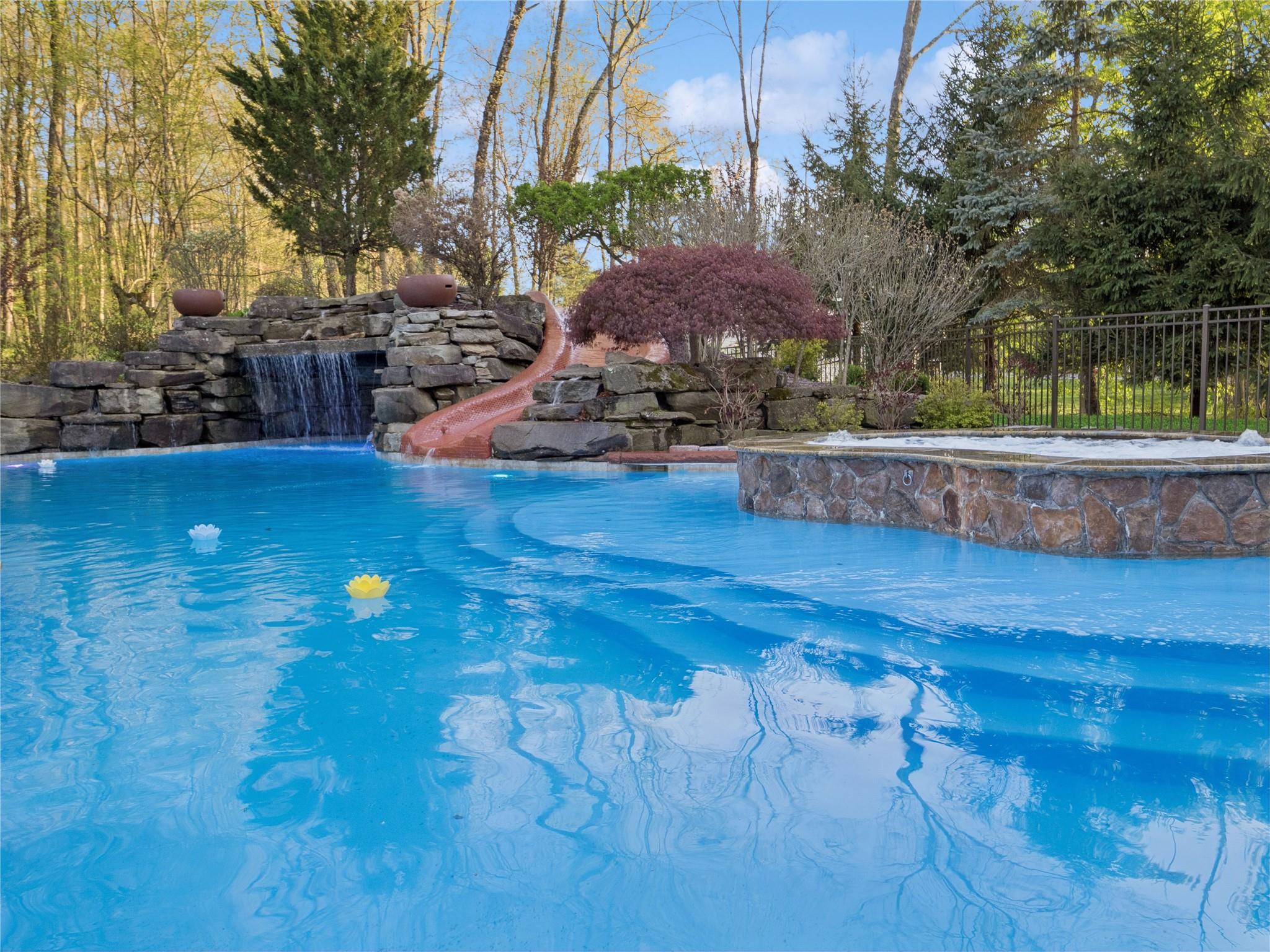 9 Quail Ridge Road, Hyde Park, New York image 30