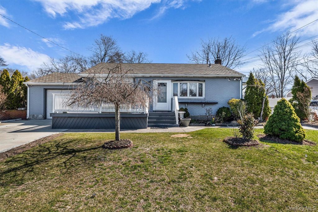 Photo of 147 Front Avenue, Brentwood, NY 11717 (MLS # 978451)