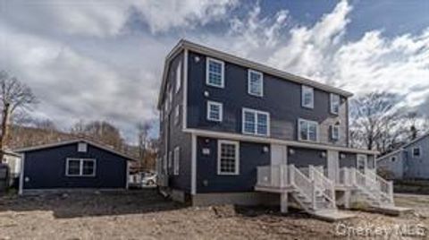Apartment For Rent - 70 New Paltz Rd #1A<br/> Ulster County, Highland, NY 12528