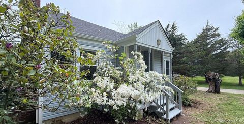 Photo of 6900 Main Bayview Road, Southold, NY 11971 (MLS # 1007215)