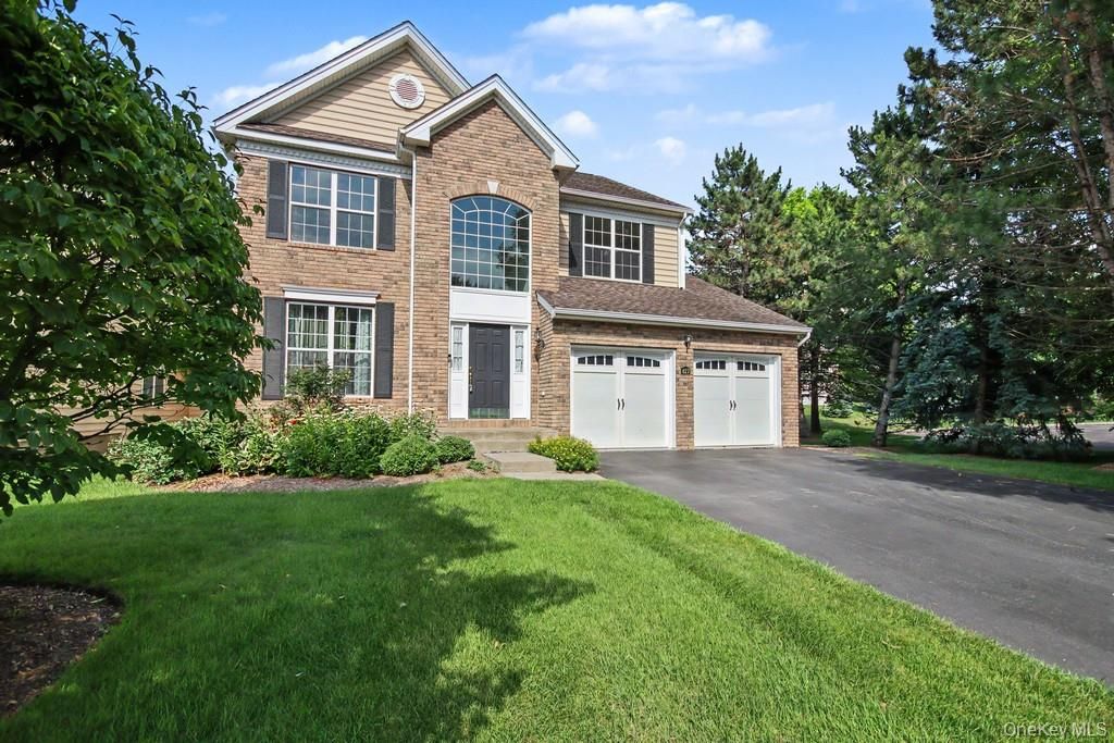 Photo of 427 Vassar Place, Fishkill, NY 12524 (MLS # 1024194)