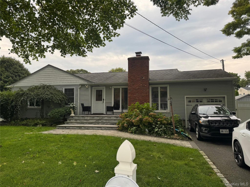 Photo of 145 Thames Street, Port Jefferson Station, NY 11776 (MLS # 1045103)