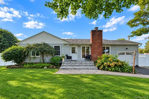 Photo of 145 Thames Street, Port Jefferson Station, NY 11776 (MLS # 1045103)