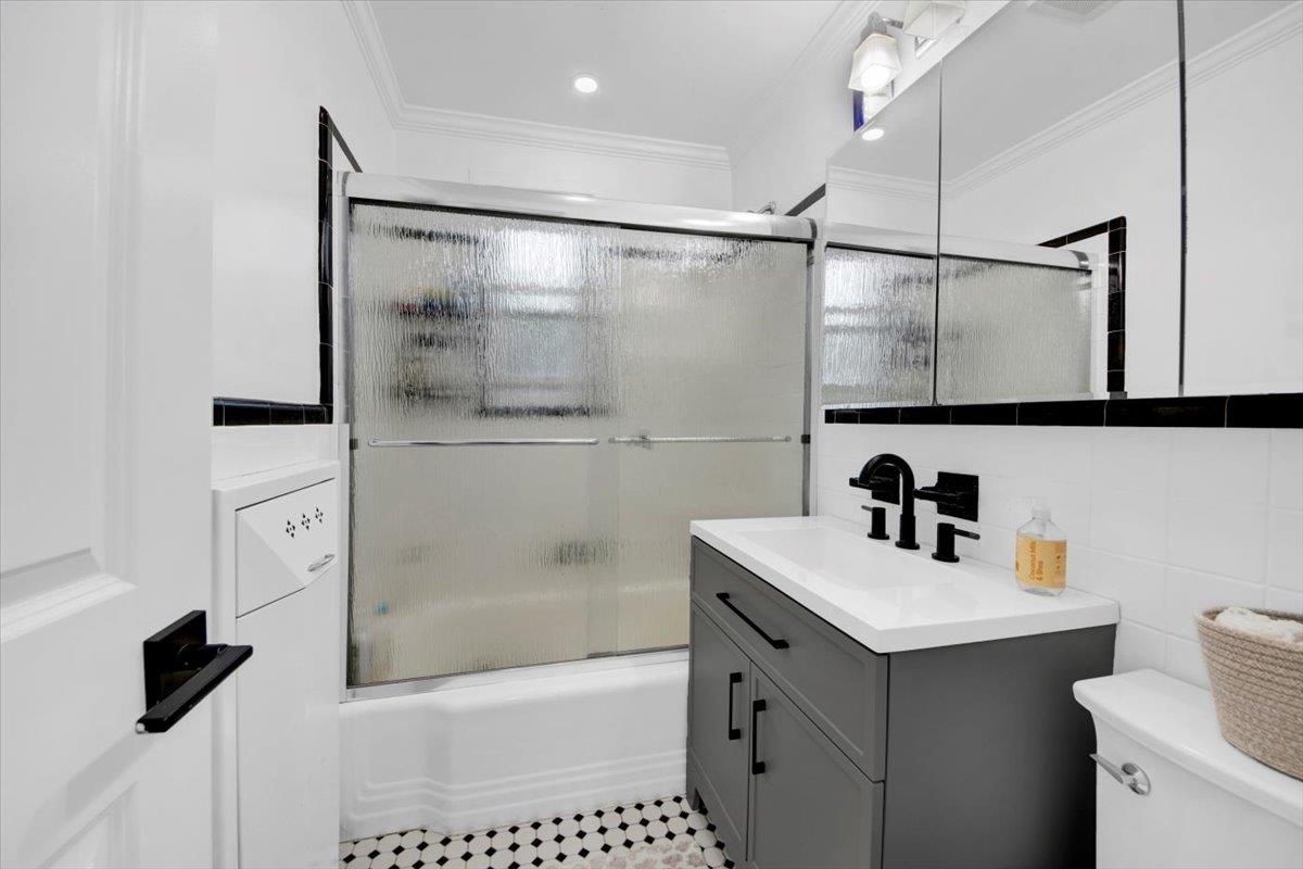 29 Lawrence Park Crescent #29, Bronxville, New York image 12
