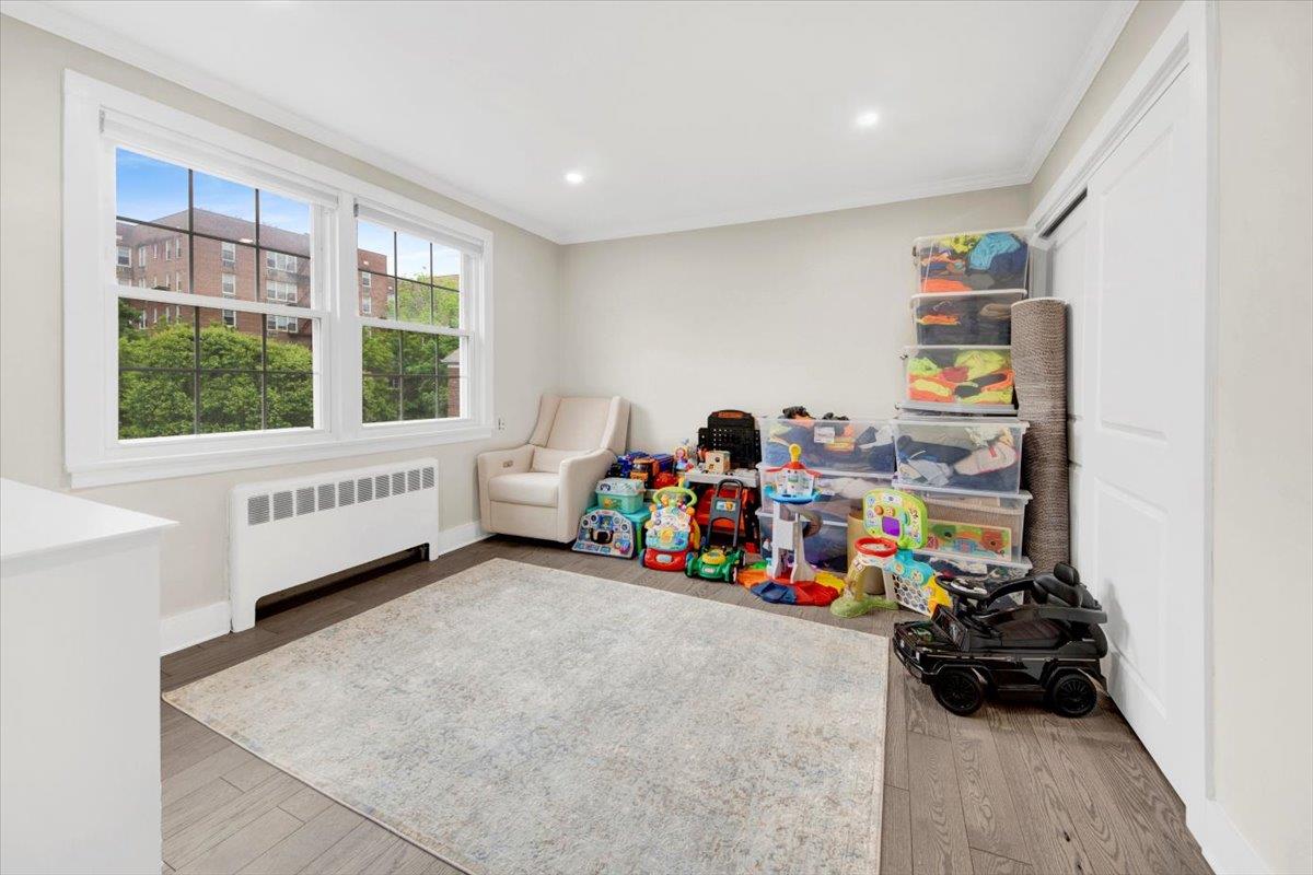 29 Lawrence Park Crescent #29, Bronxville, New York image 13
