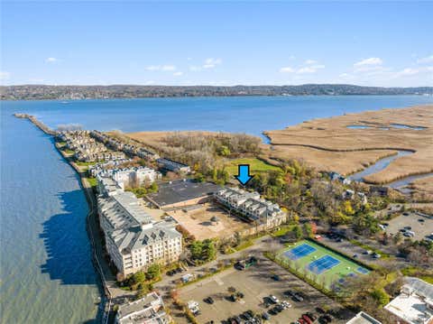Featured picture for the property 1011621