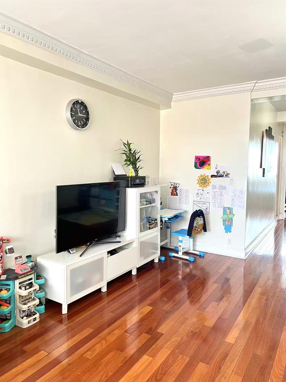 99-05 63rd Drive #14R, Rego Park, New York image 3