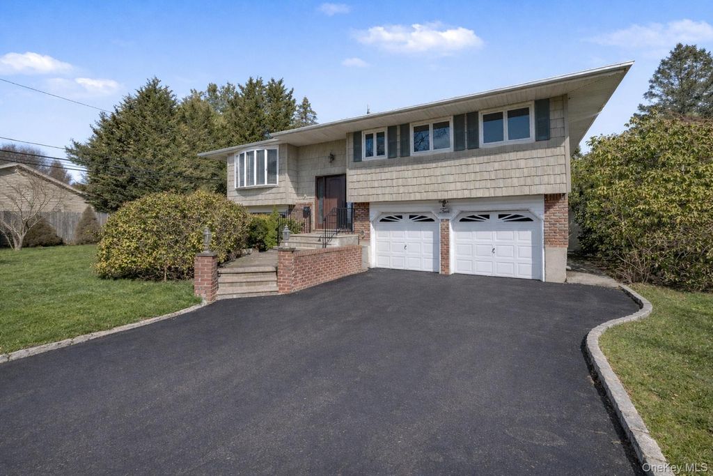 Photo of 4 Basill Lane, East Northport, NY 11731 (MLS # 979226)