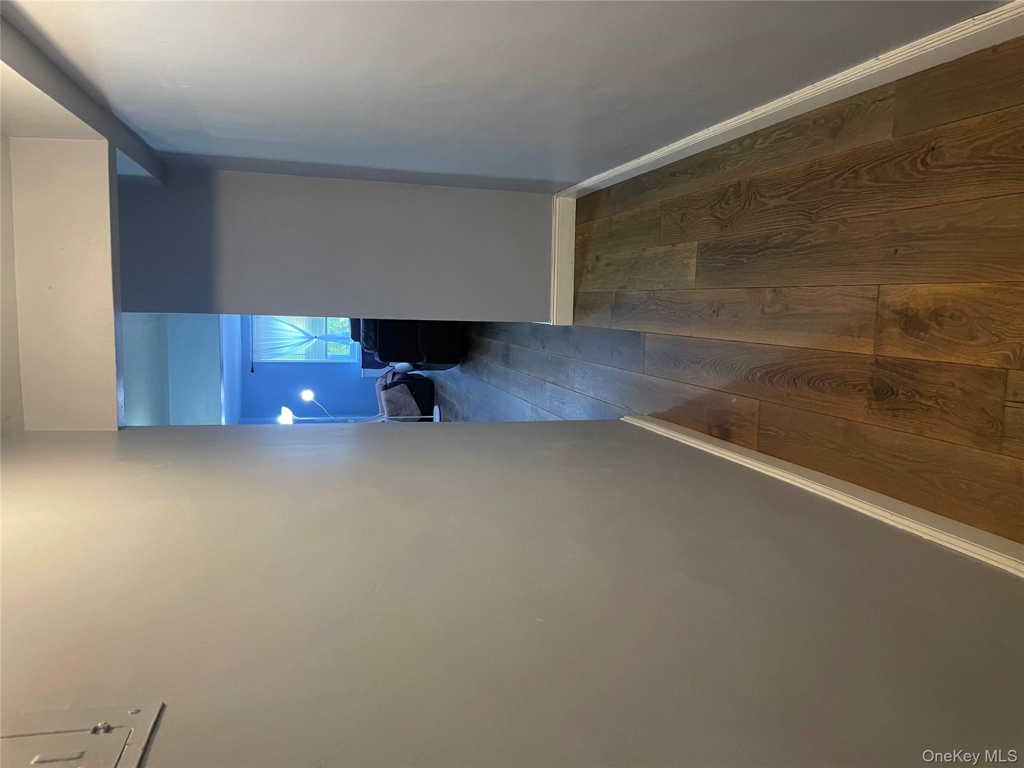 1296 Midland Avenue B2