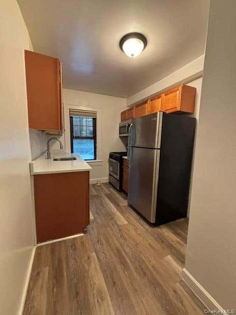 Apartment For Rent - 44 Oakwood Road #1E<br/> Huntington, NY 11743
