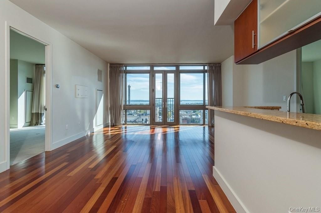 Photo of 175 Huguenot Street #1804, New Rochelle, NY 10801 (MLS # 978861)