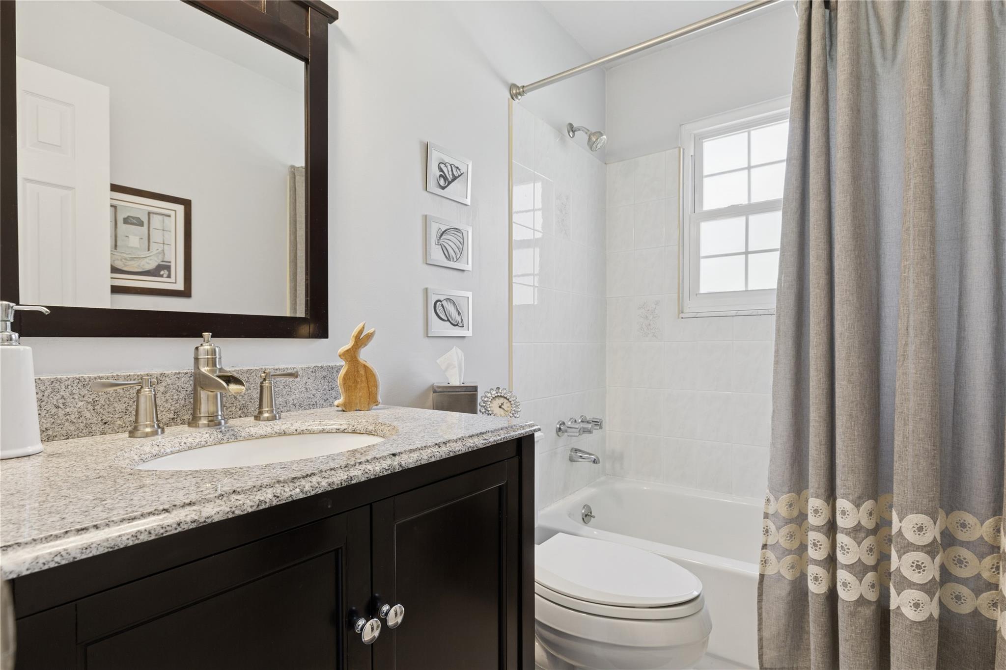14 Cedar Street, Moriches, New York image 17