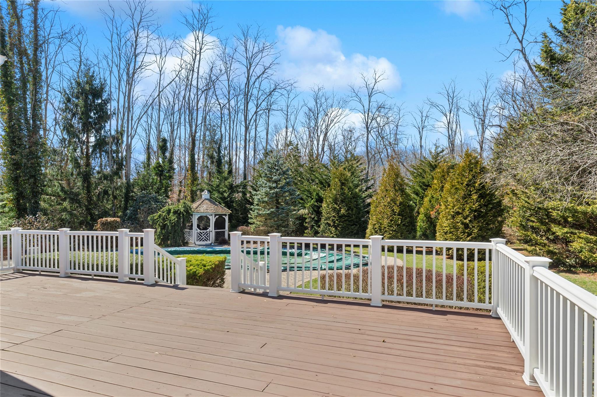 14 Cedar Street, Moriches, New York image 20