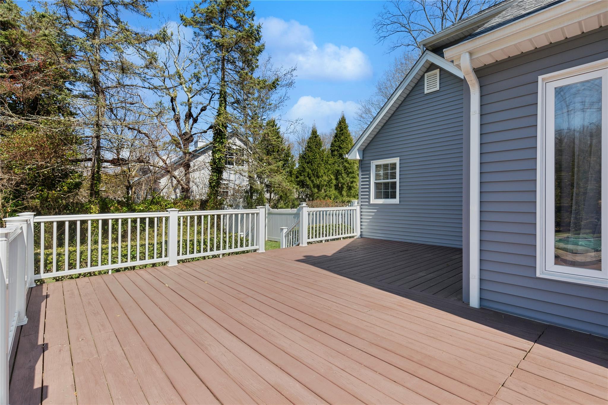 14 Cedar Street, Moriches, New York image 21
