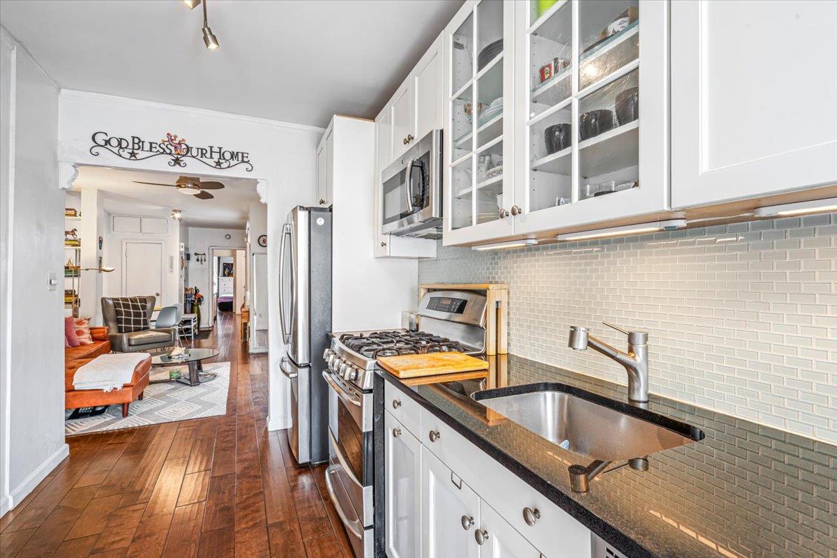 1714 Palmetto Street #3L, Ridgewood, New York image 3