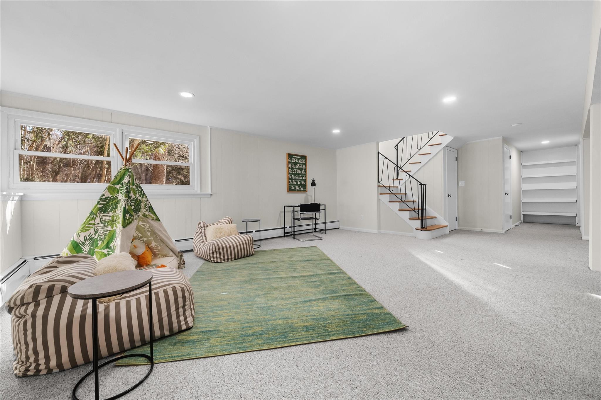 16 Garey Drive, Chappaqua, New York image 33